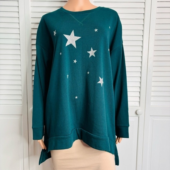 New LANE BRYANT Scattered Stars High-Low Graphic Sweatshirt Size 18/20 - Picture 2 of 9